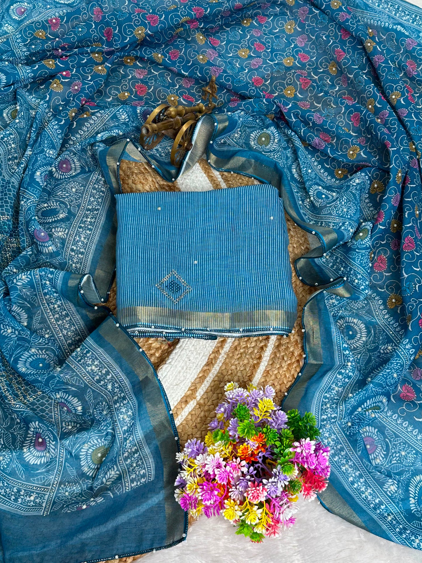 Premium linen Anmol Patta with digital print jarkan diamond work and hand moti attched with beautiful tassel and pari border work